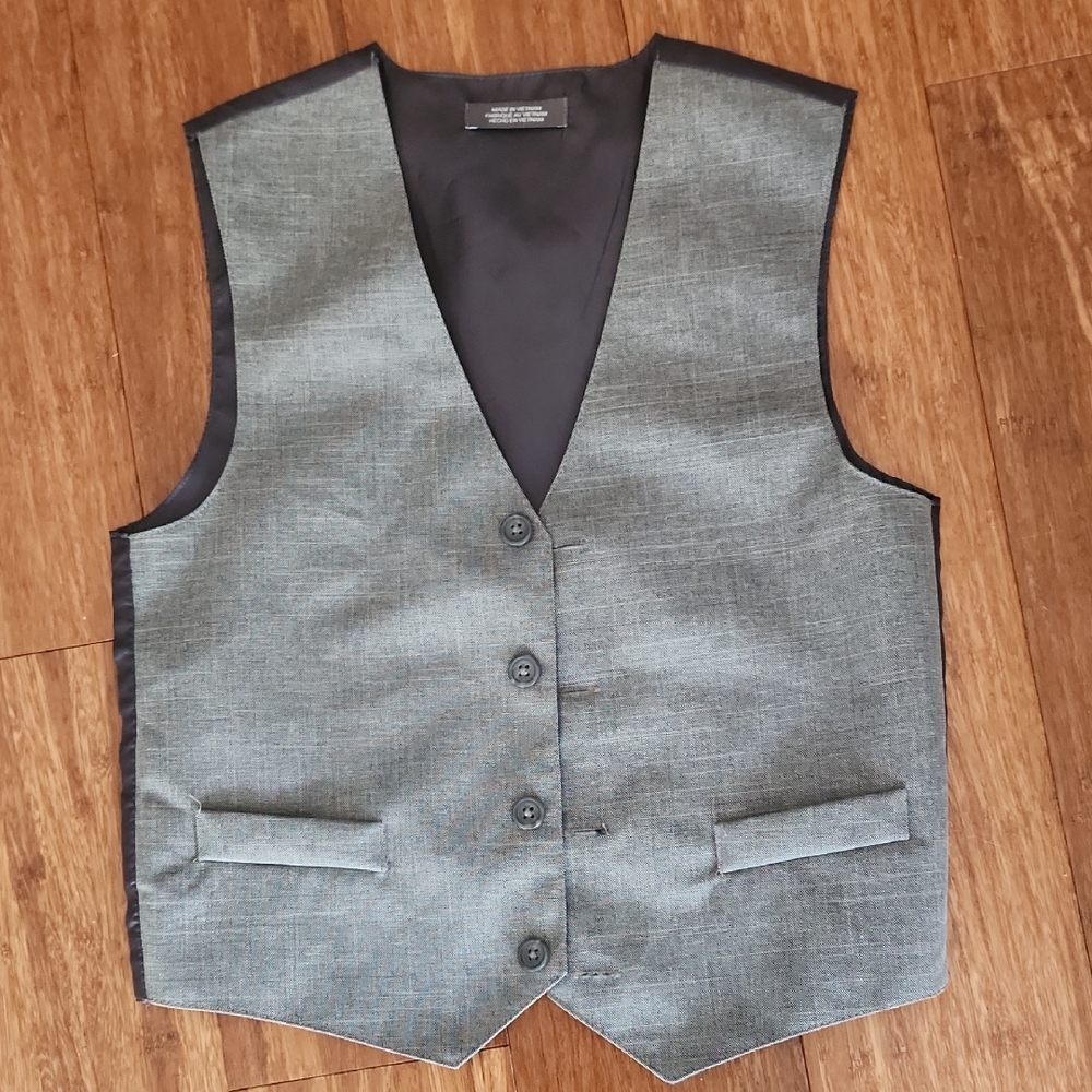 Van Heusen Boy's Charcoal Suit Vest Size 8